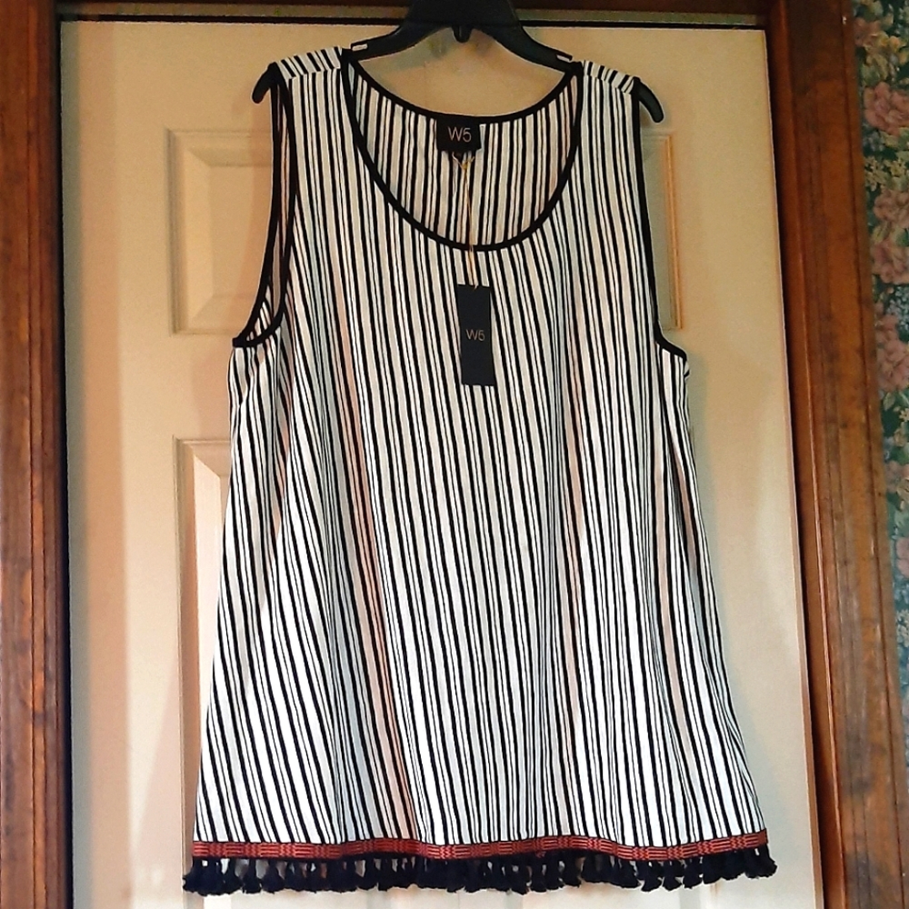 NWT Great Looking Top